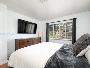 435 NE 36th St, Boca Raton FL 33431