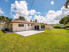 435 NE 36th St, Boca Raton FL 33431