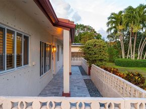 435 NE 36th St, Boca Raton FL 33431