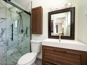 435 NE 36th St, Boca Raton FL 33431