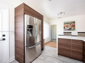 435 NE 36th St, Boca Raton FL 33431