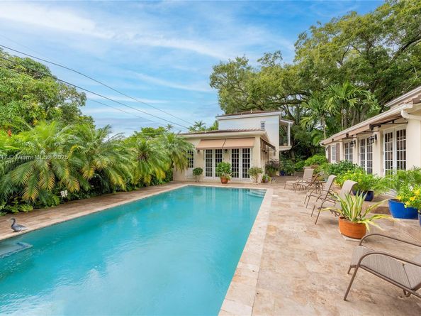 1036 S Greenway Dr, Coral Gables FL 33134