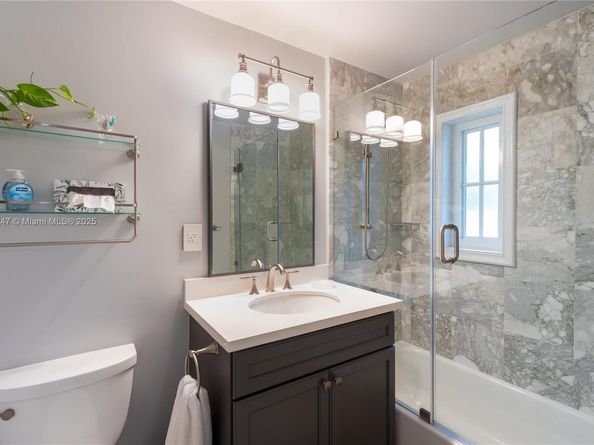 1036 S Greenway Dr, Coral Gables FL 33134