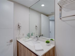 3900 Biscayne Blvd N717, Miami FL 33137