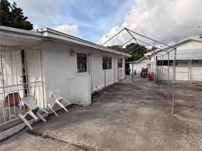 9285 NW 32nd Ct Rd, Miami FL 33147