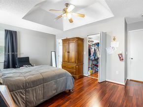 15683 NW 12th Rd, Pembroke Pines FL 33028