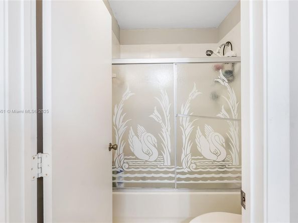15683 NW 12th Rd, Pembroke Pines FL 33028