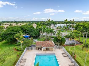 15683 NW 12th Rd, Pembroke Pines FL 33028