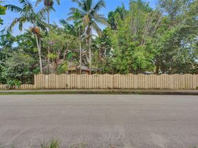 1024 N 24th Ave, Hollywood FL 33020
