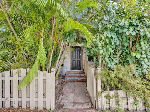 1024 N 24th Ave, Hollywood FL 33020