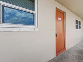 2831 Sunrise Lakes Dr. E 204, Sunrise FL 33322