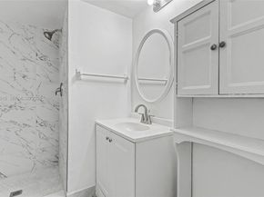 2831 Sunrise Lakes Dr. E 204, Sunrise FL 33322