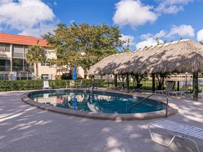 2831 Sunrise Lakes Dr. E 204, Sunrise FL 33322