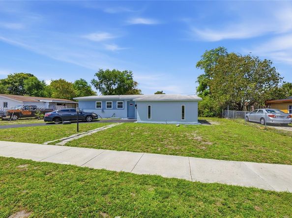 18830 NW 29th Pl, Miami Gardens FL 33056