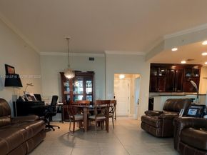 16101 Emerald Estates Dr 254, Weston FL 33331