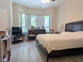 16101 Emerald Estates Dr 254, Weston FL 33331