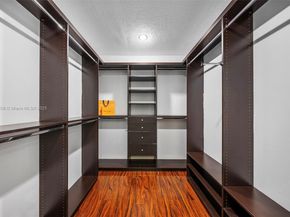 6300 Allison Rd, Miami Beach FL 33141