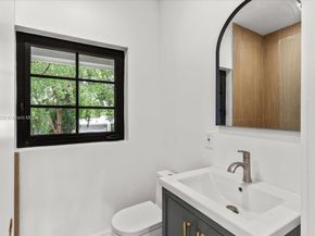 1426 Robbia Ave, Coral Gables FL 33146