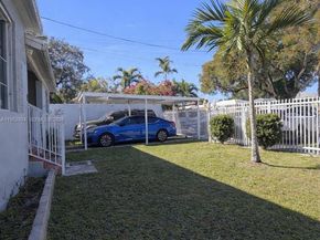 2460 NW 33rd St, Miami FL 33142
