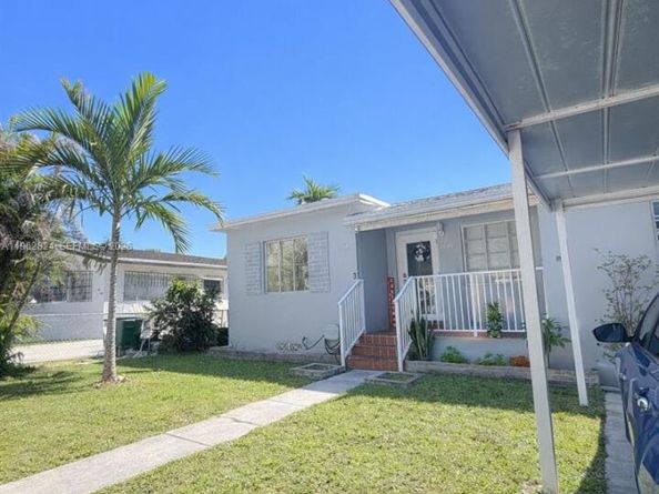 2460 NW 33rd St, Miami FL 33142