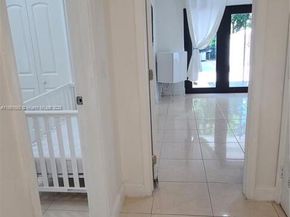 1721 SW 24th Ter, Miami FL 33145