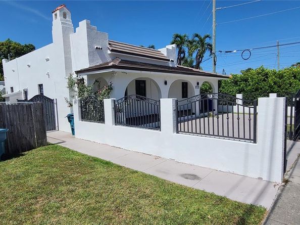 1721 SW 24th Ter, Miami FL 33145