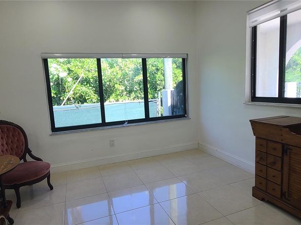 1721 SW 24th Ter, Miami FL 33145