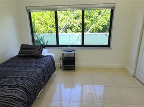 1721 SW 24th Ter, Miami FL 33145