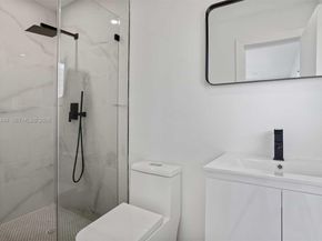 2517 Polk St, Hollywood FL 33020