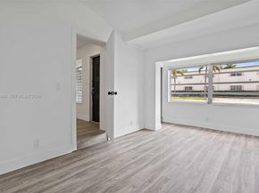 2517 Polk St, Hollywood FL 33020