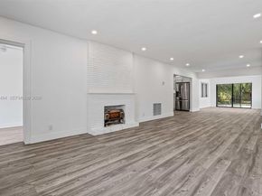 2517 Polk St, Hollywood FL 33020