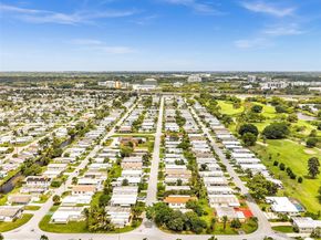 2061 SW 83rd Ave, Davie FL 33324