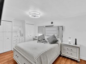 2061 SW 83rd Ave, Davie FL 33324
