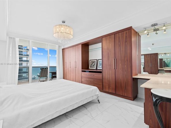 1830 S Ocean Dr 3708, Hallandale Beach FL 33009