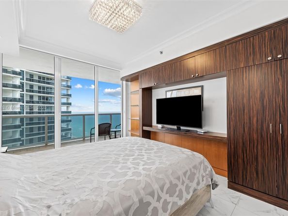 1830 S Ocean Dr 3708, Hallandale Beach FL 33009