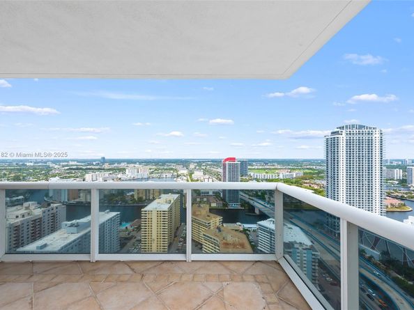 1830 S Ocean Dr 3708, Hallandale Beach FL 33009
