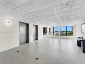 900 NE 195th Street 607, Miami FL 33179