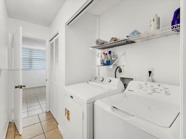 900 NE 195th Street 607, Miami FL 33179
