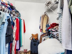 900 NE 195th Street 607, Miami FL 33179