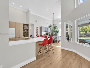 1202 S Manor Dr S, Weston FL 33326