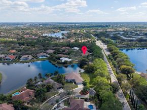 1202 S Manor Dr S, Weston FL 33326