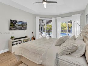 1202 S Manor Dr S, Weston FL 33326