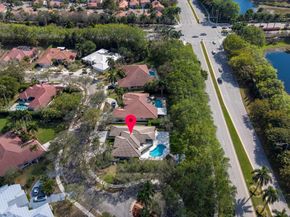 1202 S Manor Dr S, Weston FL 33326