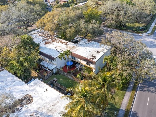 3300 Atlanta St 15b, Hollywood FL 33021
