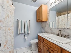 3300 Atlanta St 15b, Hollywood FL 33021