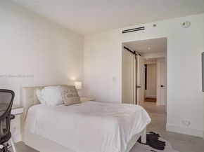 20191 E Country Club Dr 802, Aventura FL 33180