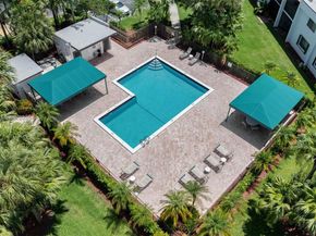 280 Racquet Club Rd 204, Weston FL 33326
