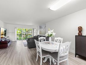 280 Racquet Club Rd 204, Weston FL 33326