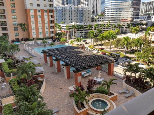 110 N Federal Hwy 909, Fort Lauderdale FL 33301