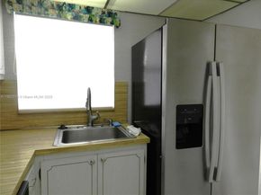 9661 Sunrise Lakes Blvd 305, Sunrise FL 33322